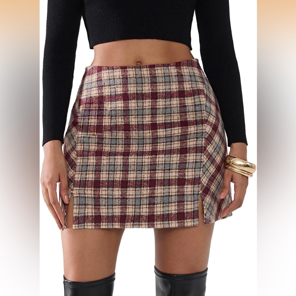 Exlura Soft Plaid Flannel Mini Skirt in Red and Cream NWT